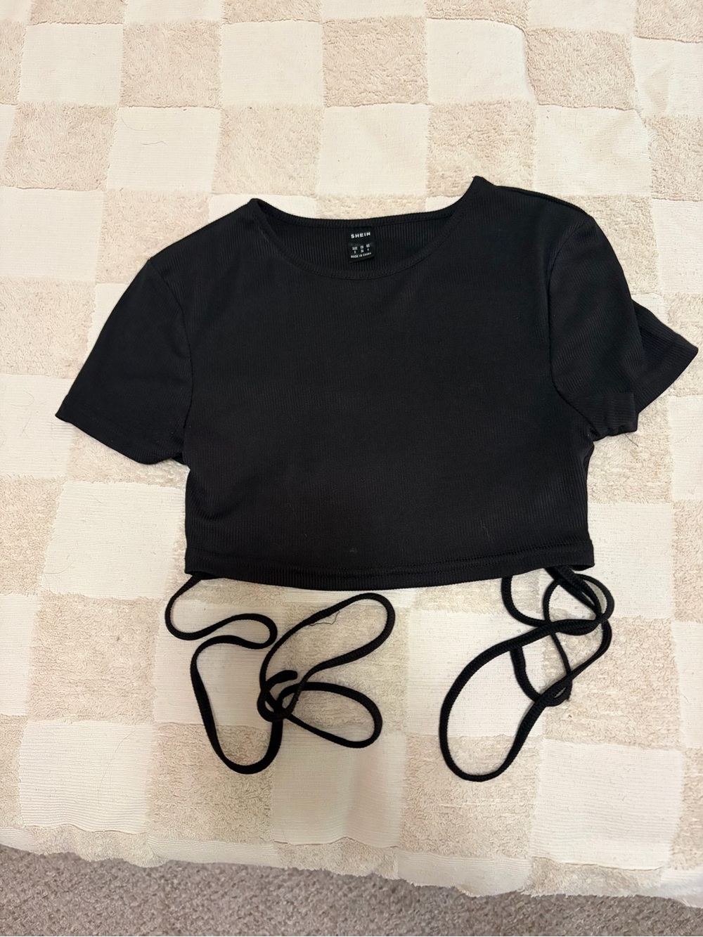 SHEIN Black Cropped Ribbed Tie-Waist Tee
